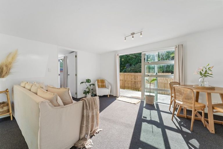 Photo of property in 61 Renown Road, Raumati South, Paraparaumu, 5032