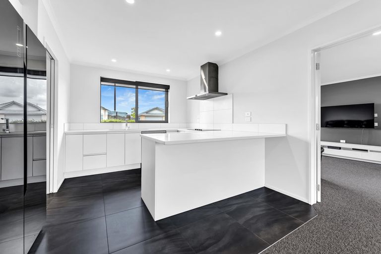 Photo of property in 1 Helenvale Crescent, Pokeno, 2402