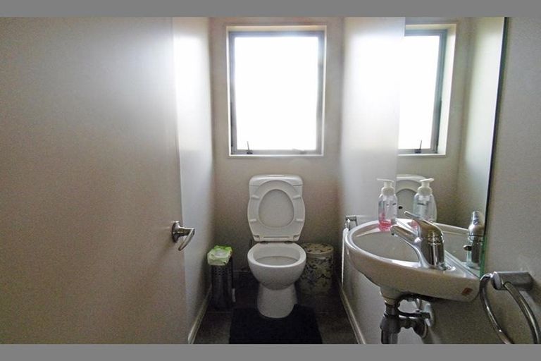 Photo of property in 30 Belfry Place, Wattle Downs, Auckland, 2103