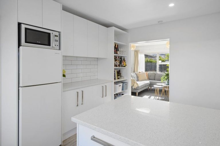 Photo of property in 2/34 Picton Avenue, Riccarton, Christchurch, 8011