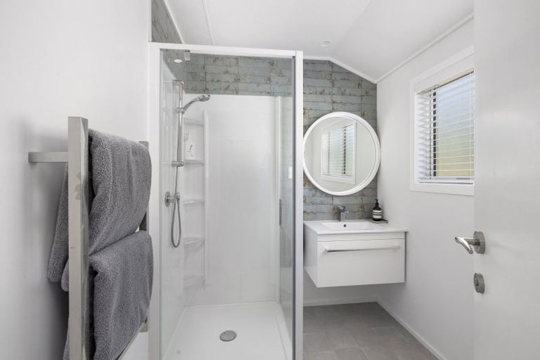 Photo of property in 11 Palm Parade, Riversdale Beach, Masterton, 5872