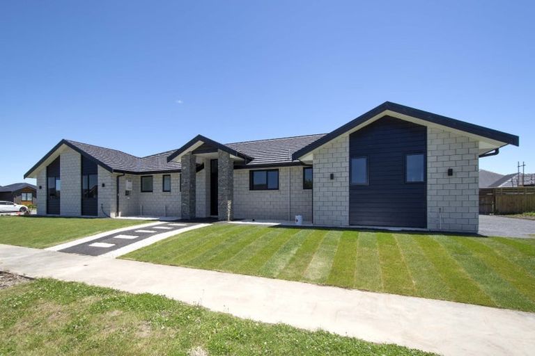 Photo of property in 32 Bill Harvey Drive, Halswell, Christchurch, 8025