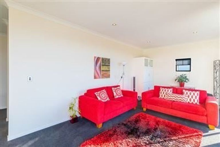 Photo of property in 26 Country Club Terrace, Northwood, Christchurch, 8051