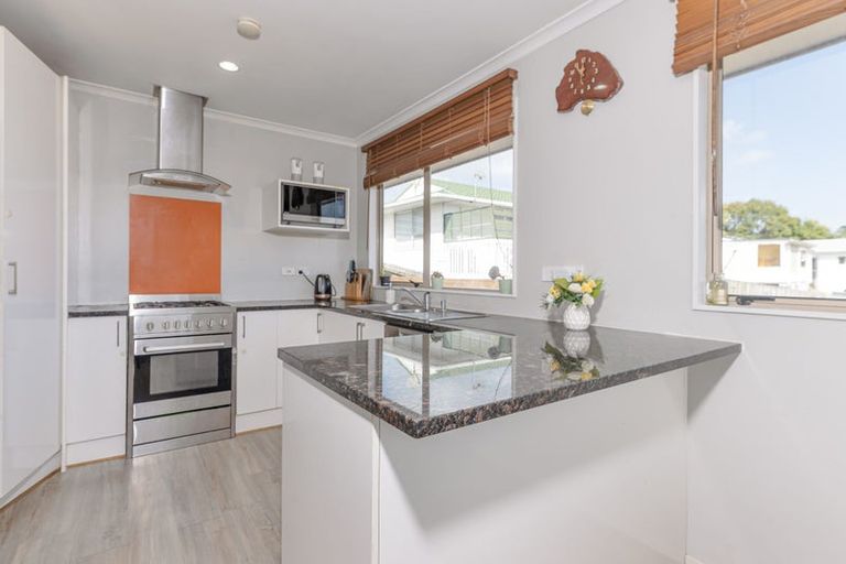 Photo of property in 49a Forest Hill Road, Henderson, Auckland, 0612