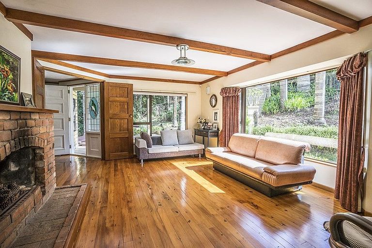 Photo of property in 37 Homewood Place, Chatswood, Auckland, 0626