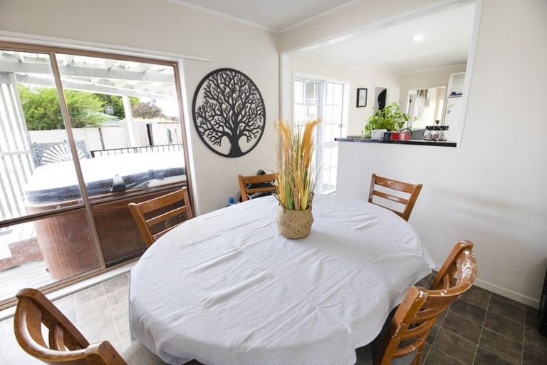 Photo of property in 19 Lichfield Crescent, Tamatea, Napier, 4112