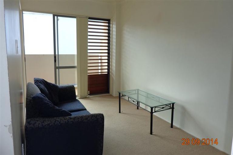 Photo of property in 12d/30 Westward Ho, Glen Eden, Auckland, 0602