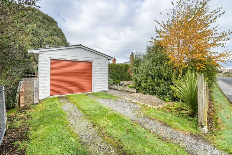 Photo of property in 1 Mataura Terrace, Mataura, 9712