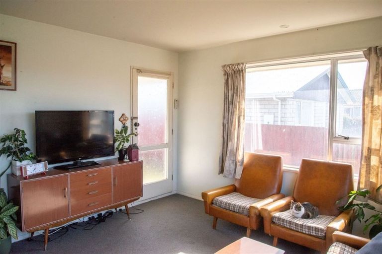 Photo of property in 1/17 Kuaka Crescent, Bromley, Christchurch, 8062