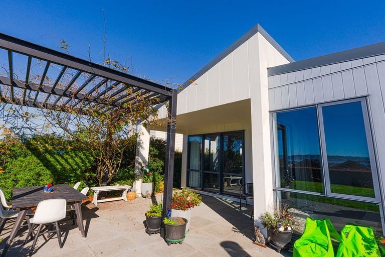 Photo of property in 14 Crake Street, Te Kauwhata, 3710