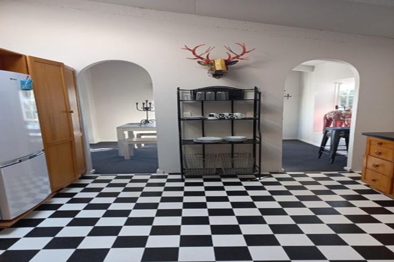 Photo of property in 35 Tremaine Avenue, Two Mile Bay, Taupo, 3330