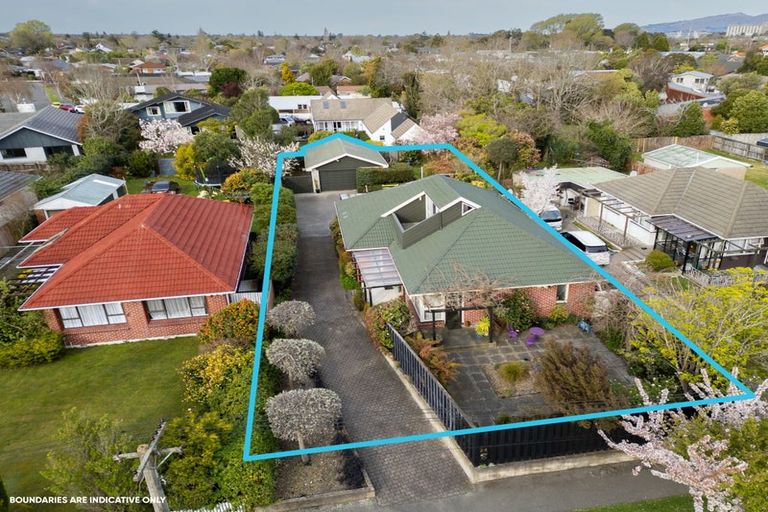 Photo of property in 24 Hounslow Street, Ilam, Christchurch, 8041