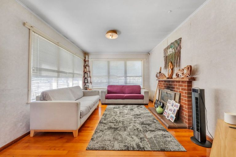 Photo of property in 11 Alexander Crescent, Otara, Auckland, 2023