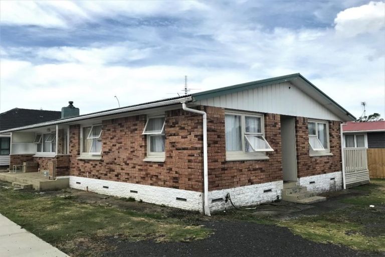 Photo of property in 22 Claude Avenue, Papatoetoe, Auckland, 2025