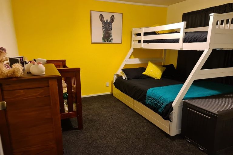 Photo of property in 215 Fairway Drive, Te Kamo, Whangarei, 0112