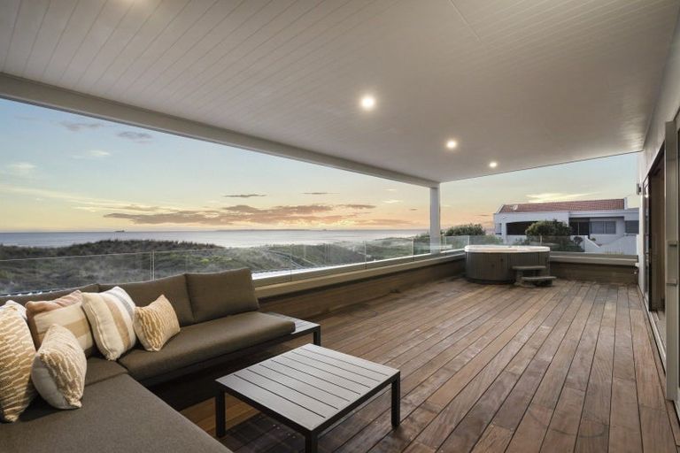 Photo of property in 357b Oceanbeach Road, Mount Maunganui, 3116