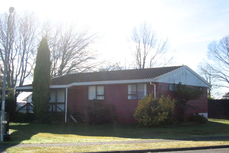Photo of property in 8 Karen Crescent, Dinsdale, Hamilton, 3204