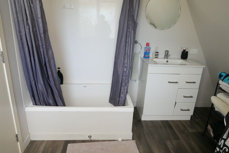 Photo of property in 42 Henry Street, Waikouaiti, 9510