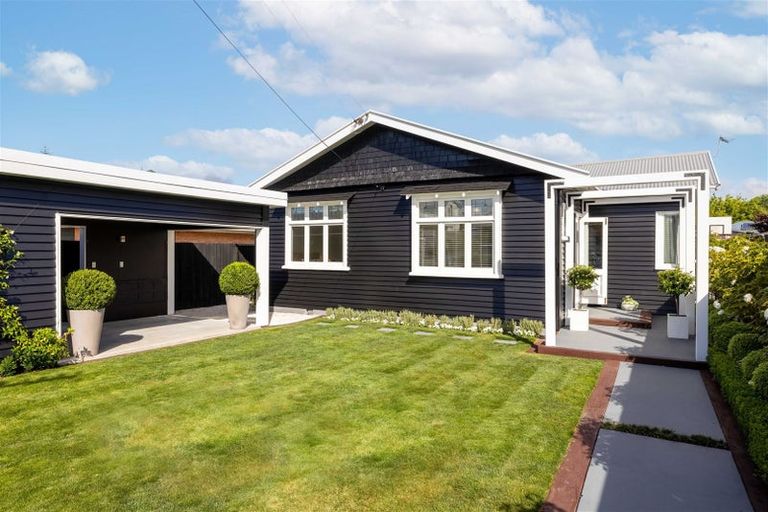 Photo of property in 136 Matsons Avenue, Papanui, Christchurch, 8053