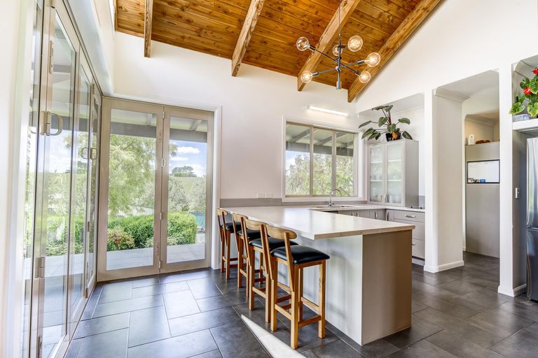 Photo of property in 220 Howden Road, Temple View, Hamilton, 3289