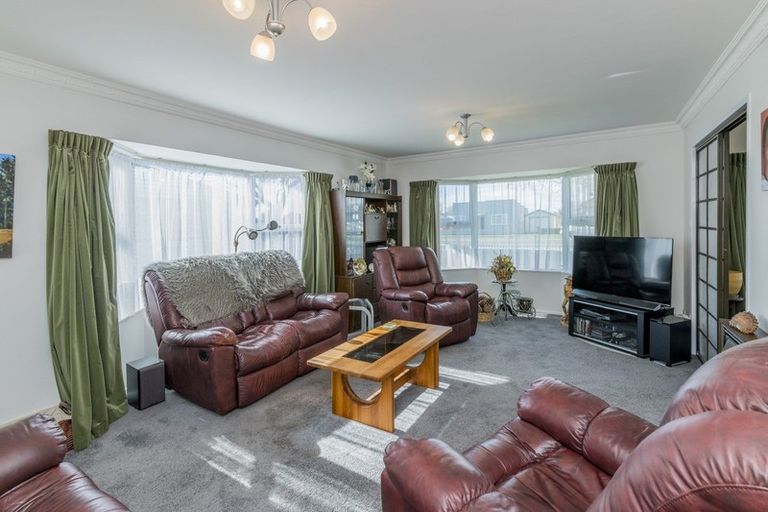 Photo of property in 550 Queen Street East, Levin, 5510