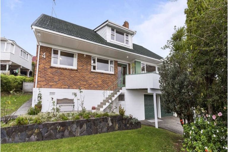 Photo of property in 4 Alton Avenue, Hillcrest, Auckland, 0627