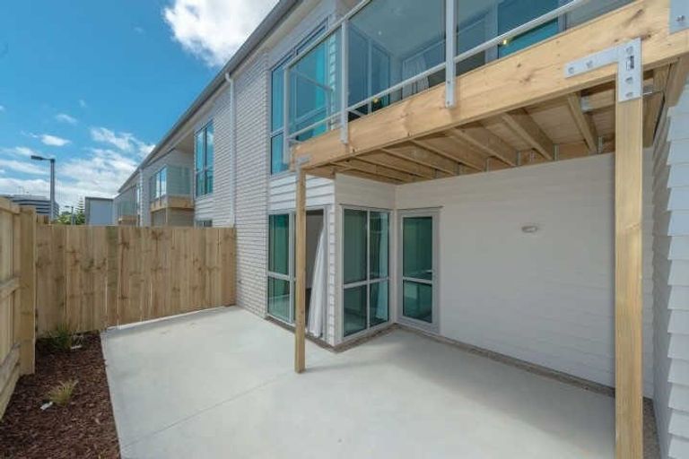 Photo of property in 1/25 Jones Crescent, Melville, Hamilton, 3206