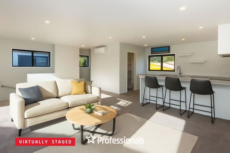 Photo of property in 12d Cairo Street, Upper Hutt Central, Upper Hutt, 5018