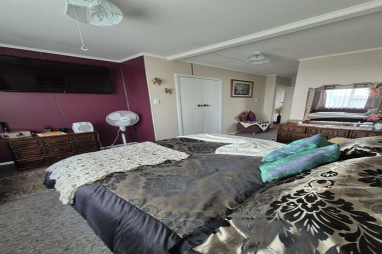 Photo of property in 17 Girvan Place, Tokoroa, 3420