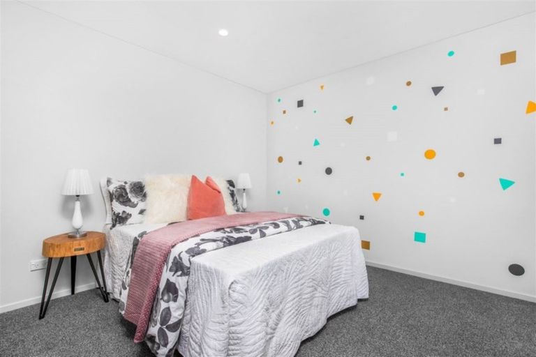 Photo of property in 7 Parachute Crescent, Papakura, 2110
