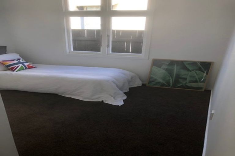 Photo of property in 33 Waldegrave Street, Palmerston North, 4410