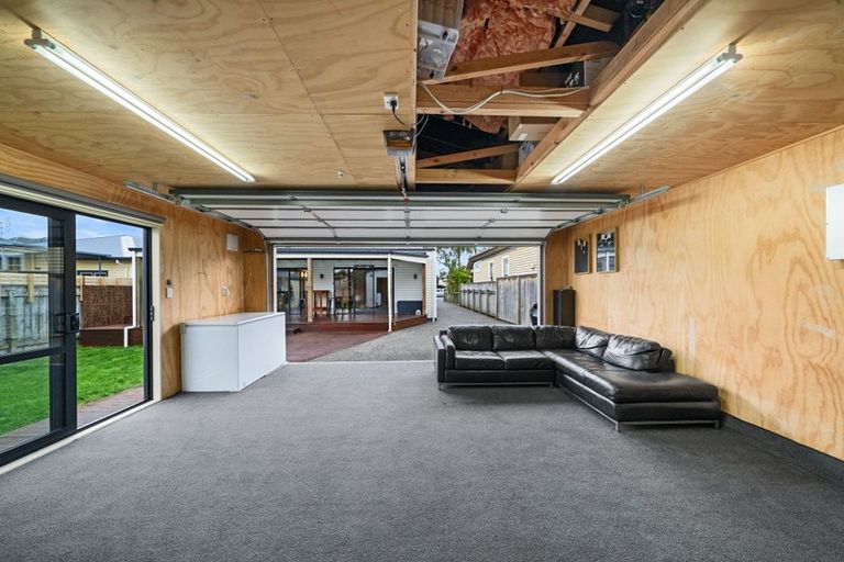 Photo of property in 10 Bristol Square, Hutt Central, Lower Hutt, 5010