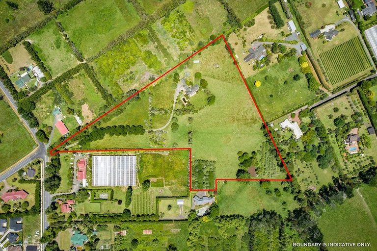 Photo of property in 116 Station Road, Kumeu, 0891