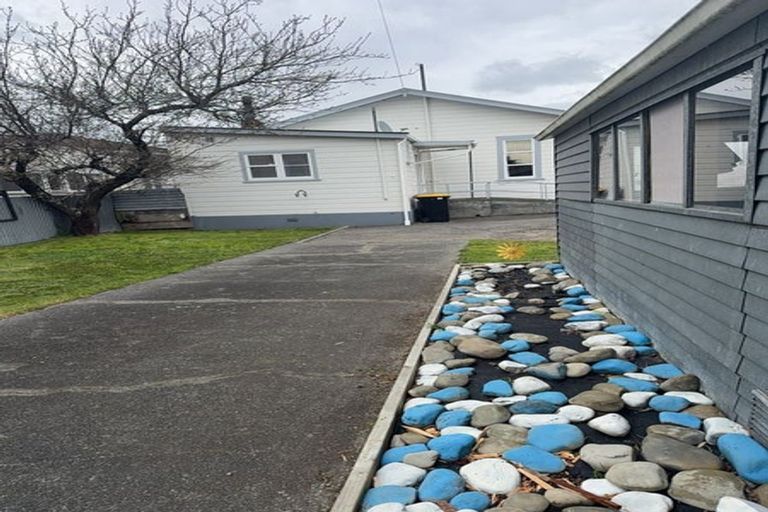 Photo of property in 75 Bannister Street, Masterton, 5810