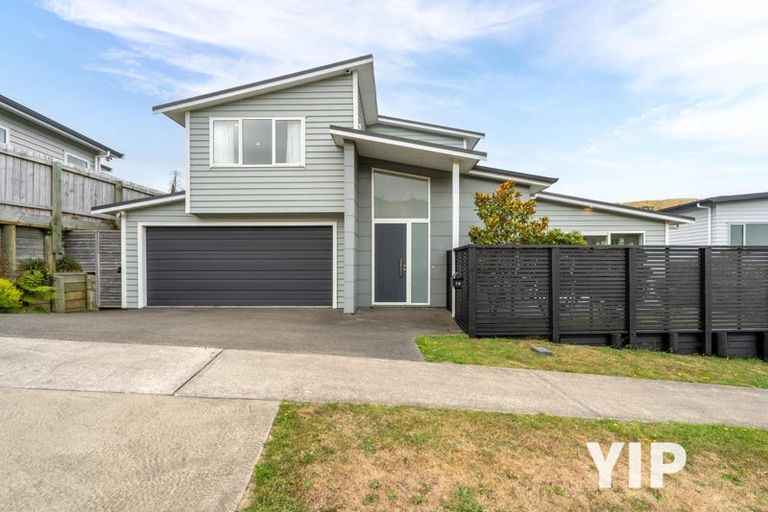 Photo of property in 14 Crompton Avenue, Churton Park, Wellington, 6037