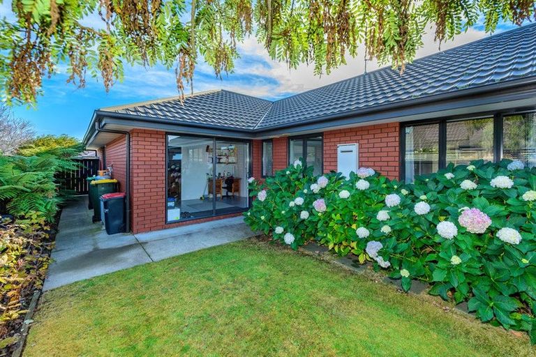 Photo of property in 79 Heathridge Place, Lincoln, 7608