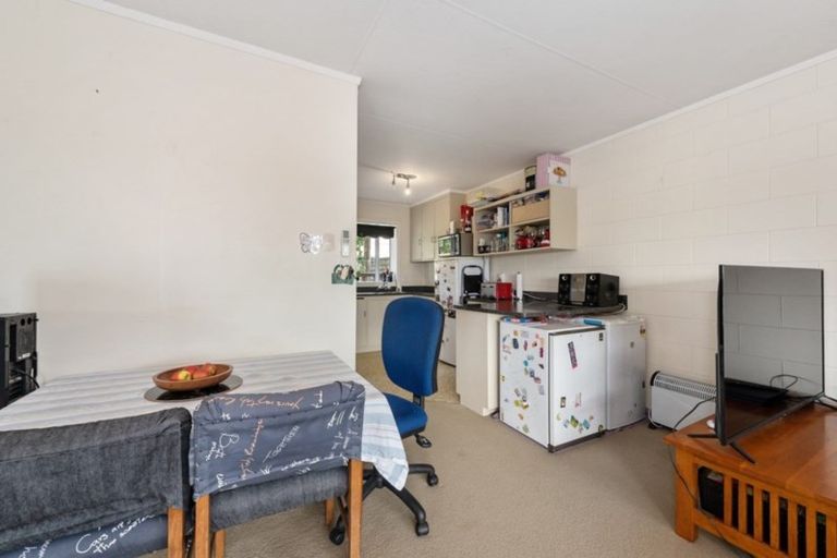 Photo of property in 10a Lewis Street, Glenview, Hamilton, 3206