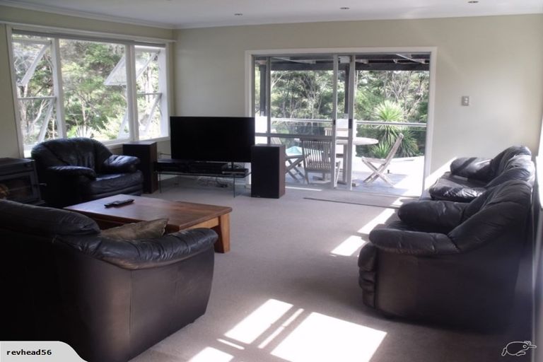 Photo of property in 97 Takahe Road, Titirangi, Auckland, 0604