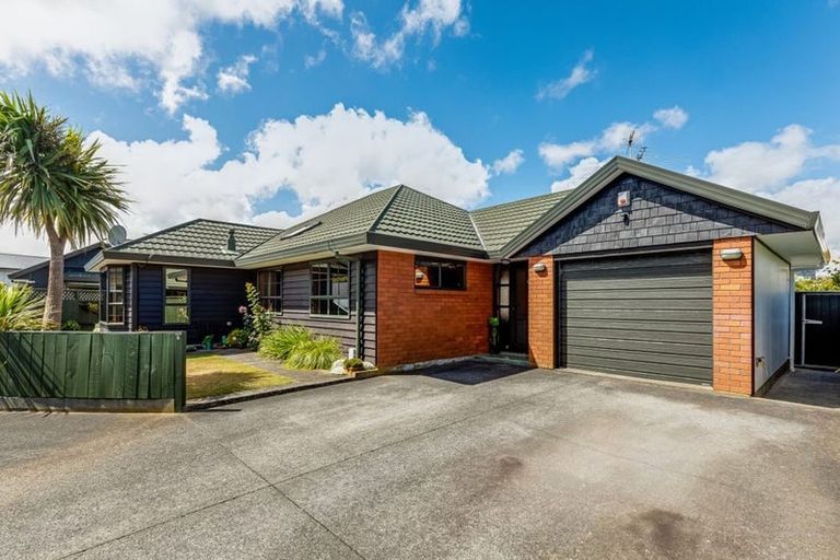Photo of property in 2/45 Brunswick Street, Hutt Central, Lower Hutt, 5010