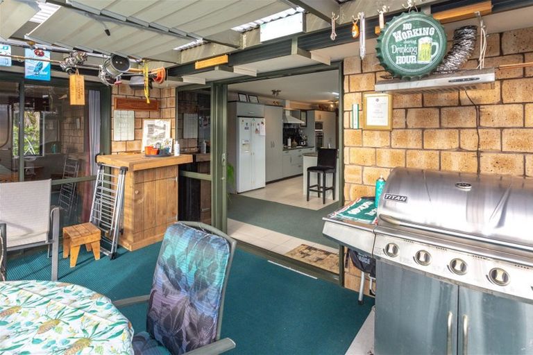 Photo of property in 3 Acacia Court, Whitianga, 3510