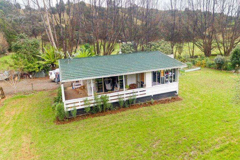 Photo of property in 429 Omanaia Road, Oue, Kaikohe, 0473
