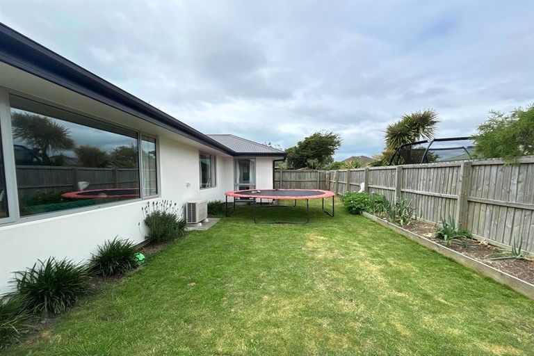 Photo of property in 286a Wainoni Road, Avondale, Christchurch, 8061
