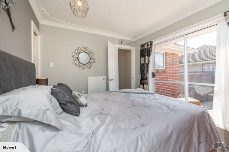 Photo of property in 26 Pembroke Street, Avondale, Christchurch, 8061