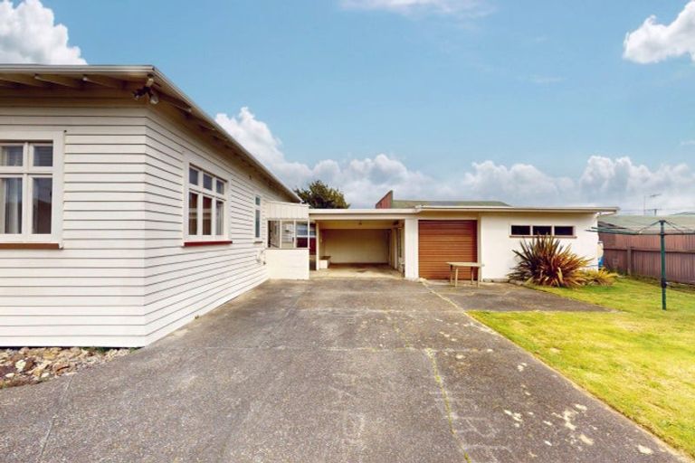 Photo of property in 9 Princes Street, Levin, 5510