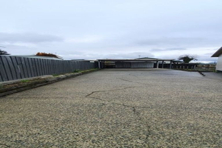 Photo of property in 3b Jet Place, Pukehangi, Rotorua, 3015