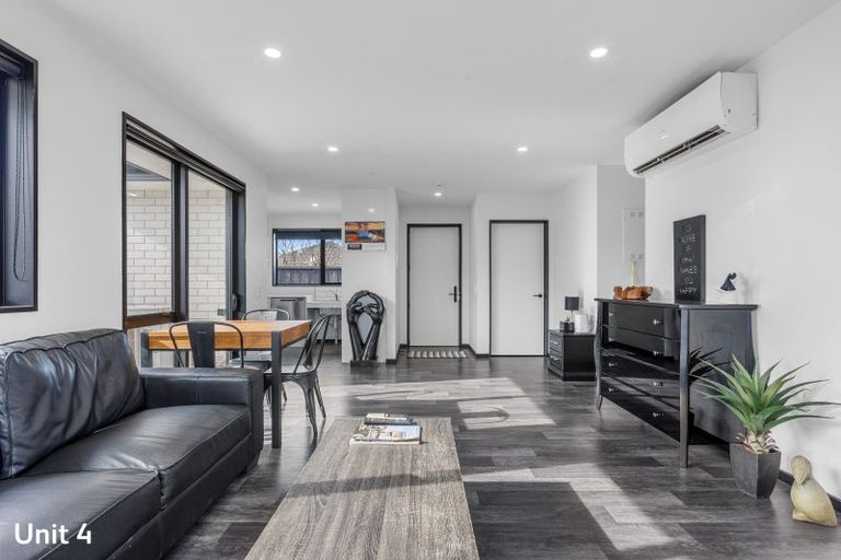 Photo of property in 2/43 Hoani Street, Papanui, Christchurch, 8053