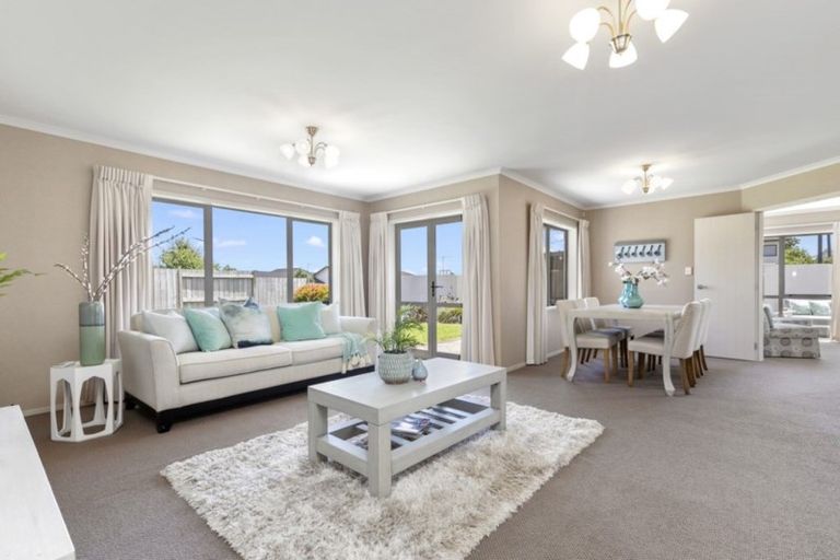 Photo of property in 18 Garvan Glen, Pyes Pa, Tauranga, 3112