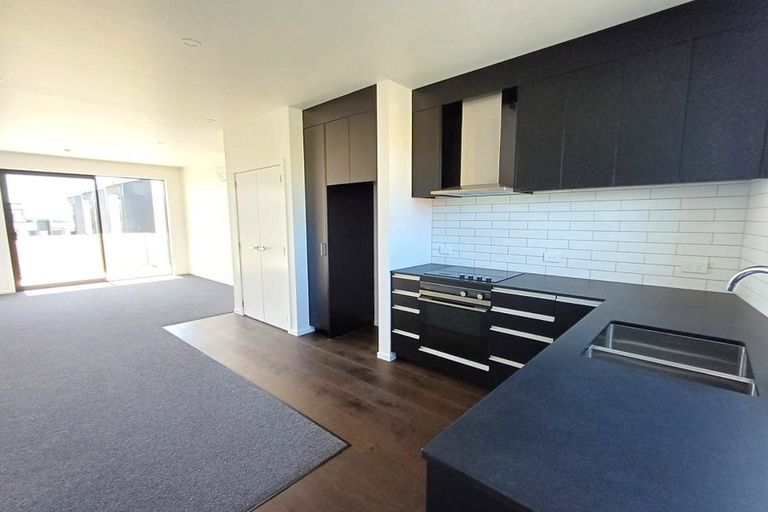 Photo of property in 21 Kamahi Place, Paraparaumu, 5032