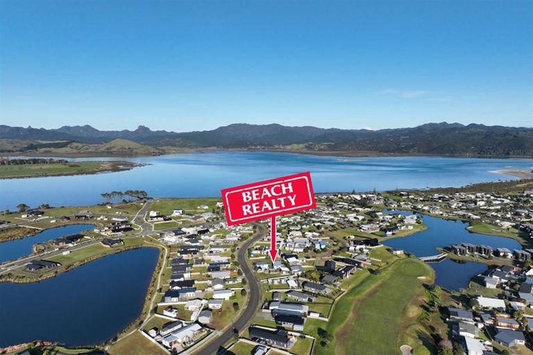 Photo of property in 125 Ngaio Drive, Matarangi, Whitianga, 3592