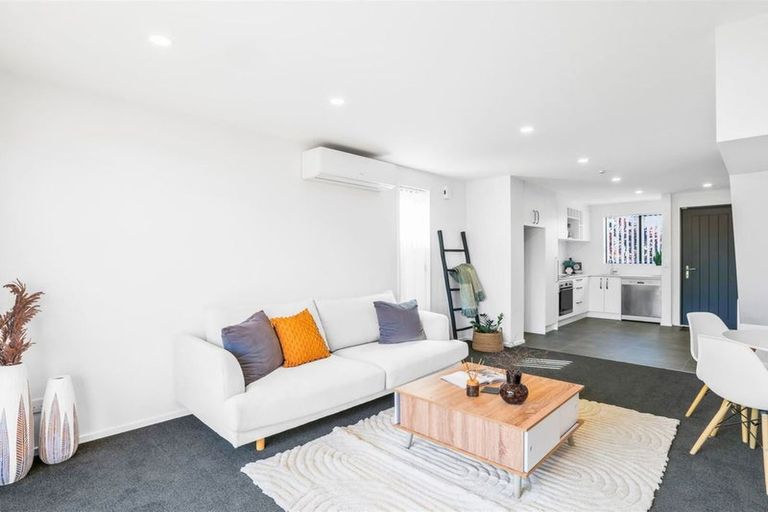 Photo of property in 2/129 Sherborne Street, St Albans, Christchurch, 8014